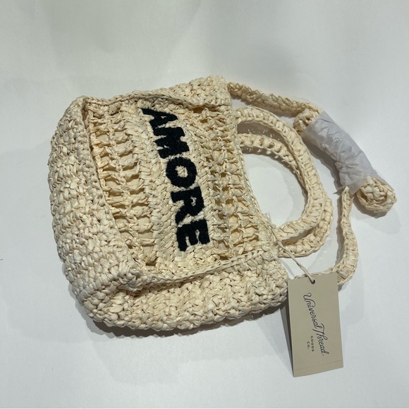 Amore Beige Crochet Tote Bag Valentine’s Day crossbody bag NWT - Picture 5 of 8